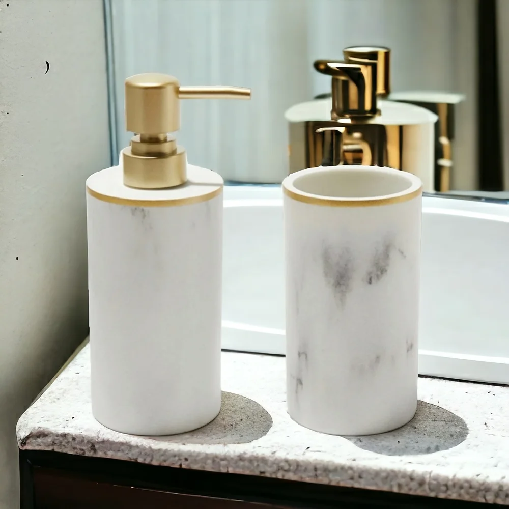 Sunday Citizen realistic marble